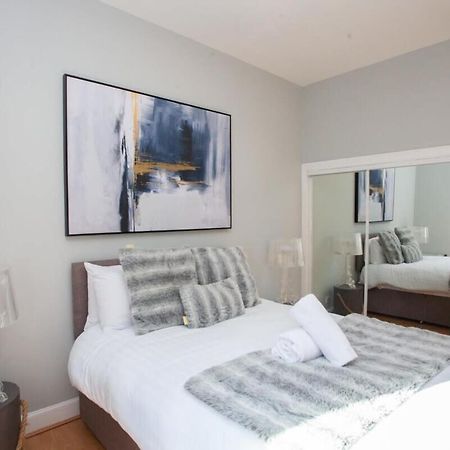 Modern And Refurbished Flat In Merchant City 글라스고 외부 사진