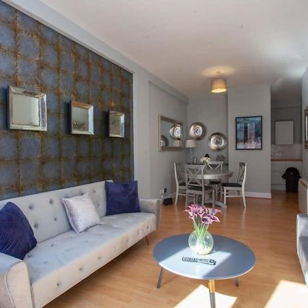 Modern And Refurbished Flat In Merchant City 글라스고 외부 사진